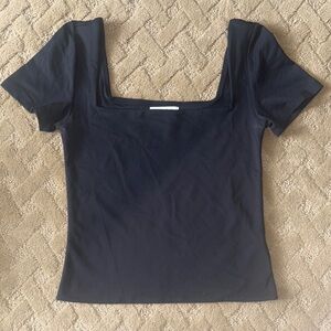 Aritzia Babaton Contour Square Neck Tee – Black (M)